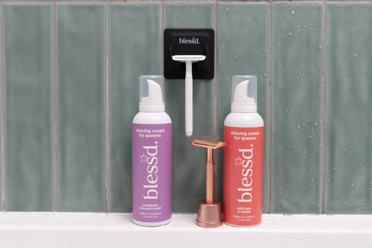 Watch The Throne bundle - shaving cream + boyfriend razor + razor caddy